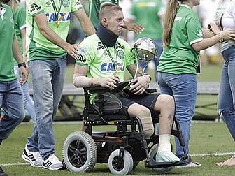 Emotional scenes as Chapecoens...